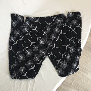 Lularoe Dandelion Leggings